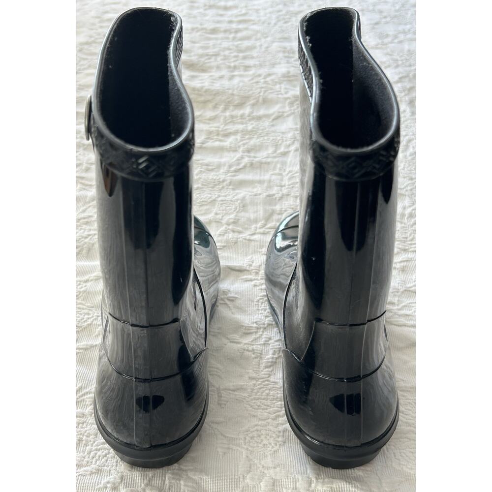 Ugg Women's Sienna Waterproof Rain Boots in Black size 8 - Picture 2 of 8